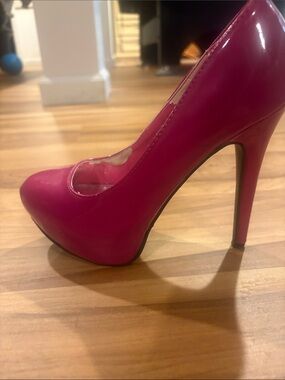 DbDk Fashion Hot Pink Patent Stiletto Pump